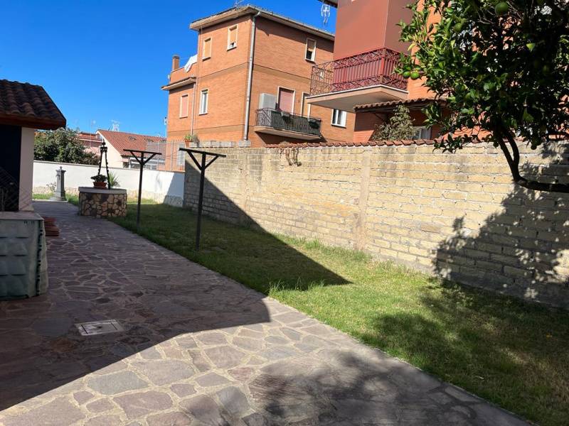 Villa in vendita a Roma, Acilia