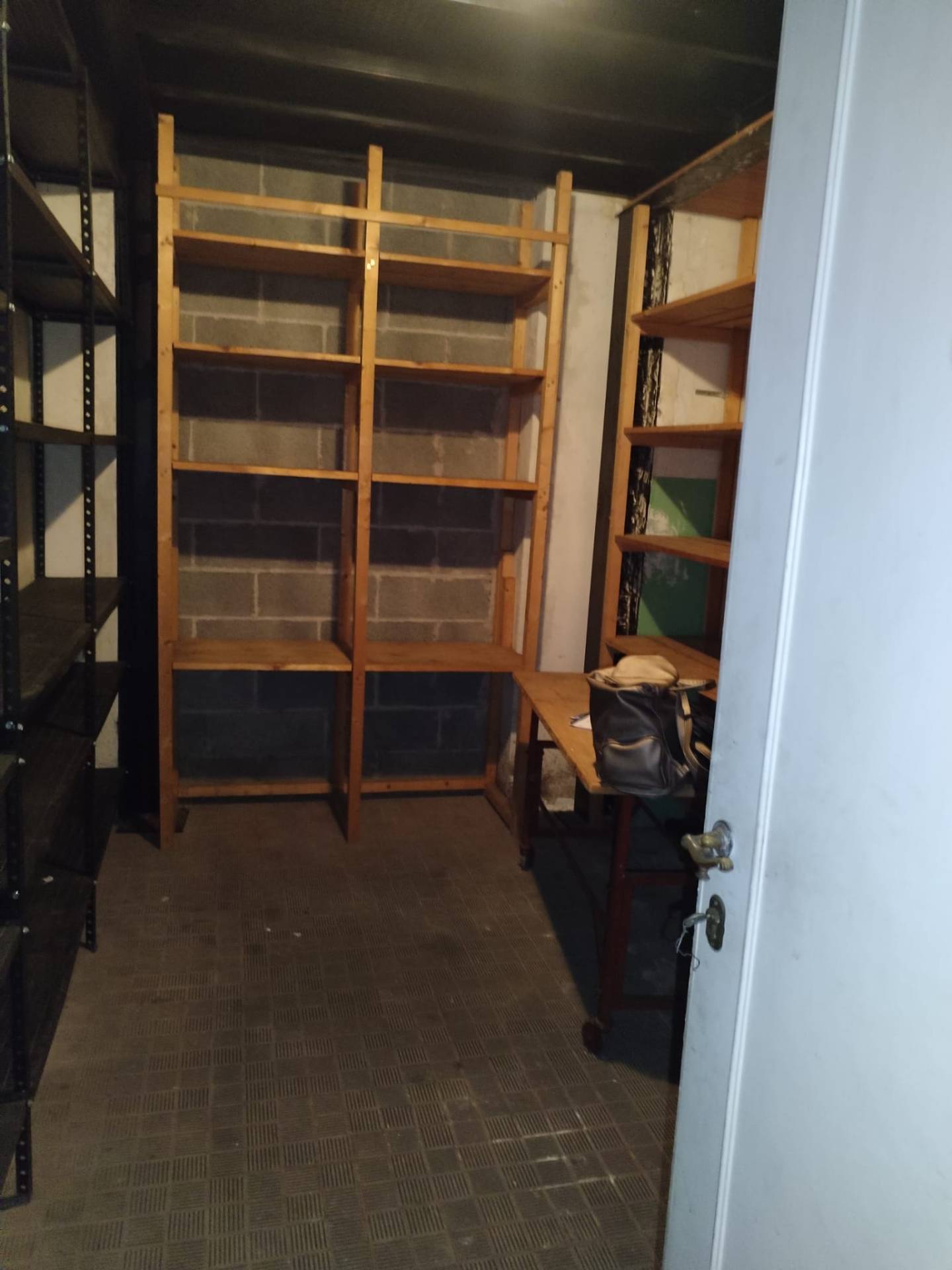 Box o garage in vendita a Roma, Cipro