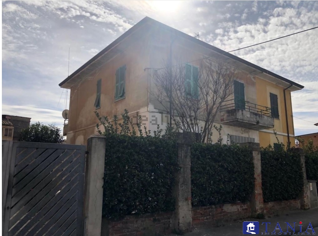 Casa indipendente in vendita, Carrara marina di