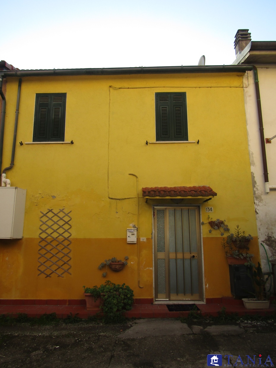 Casa indipendente in vendita a Carrara