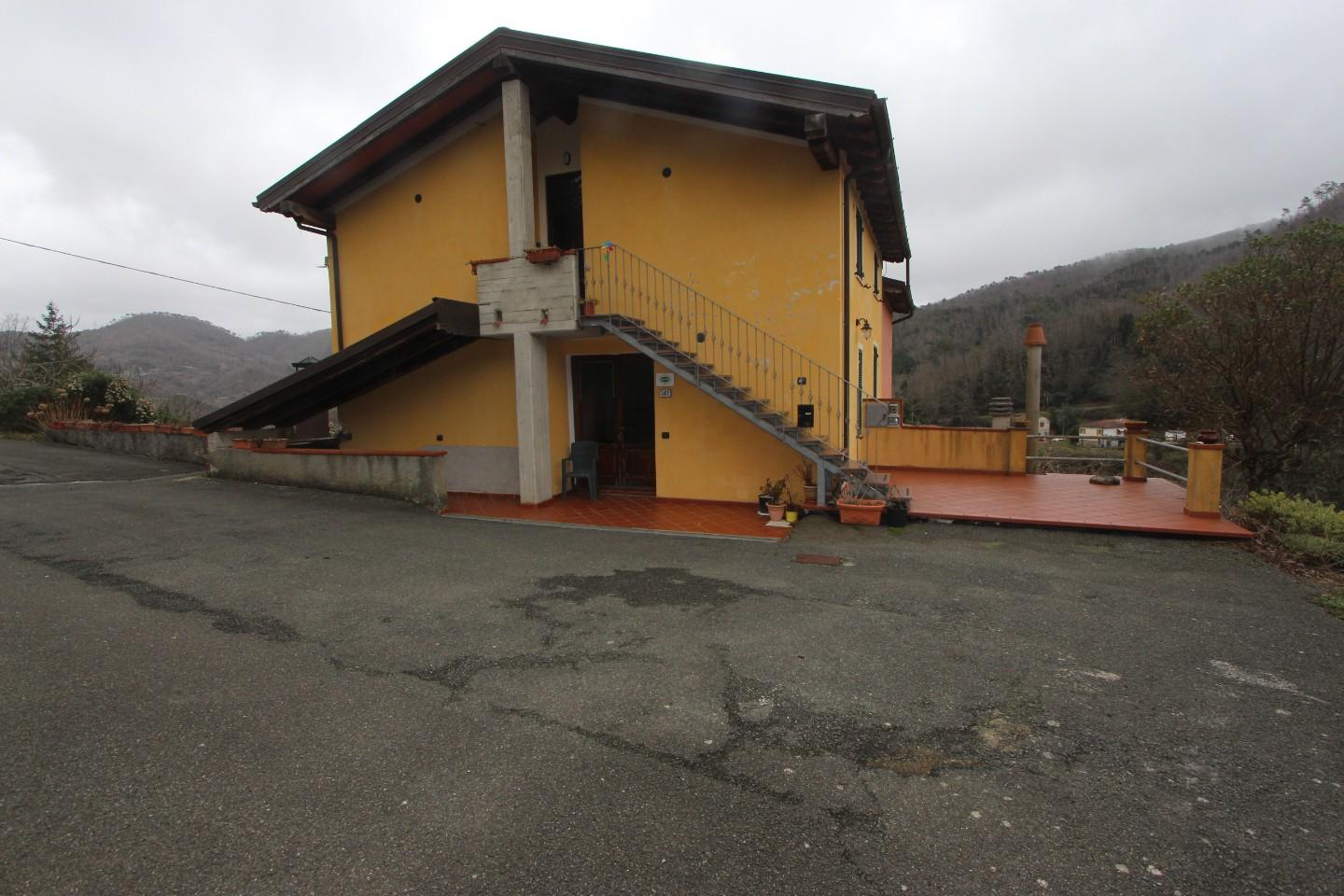 Attivit� commerciale in vendita a Pignone