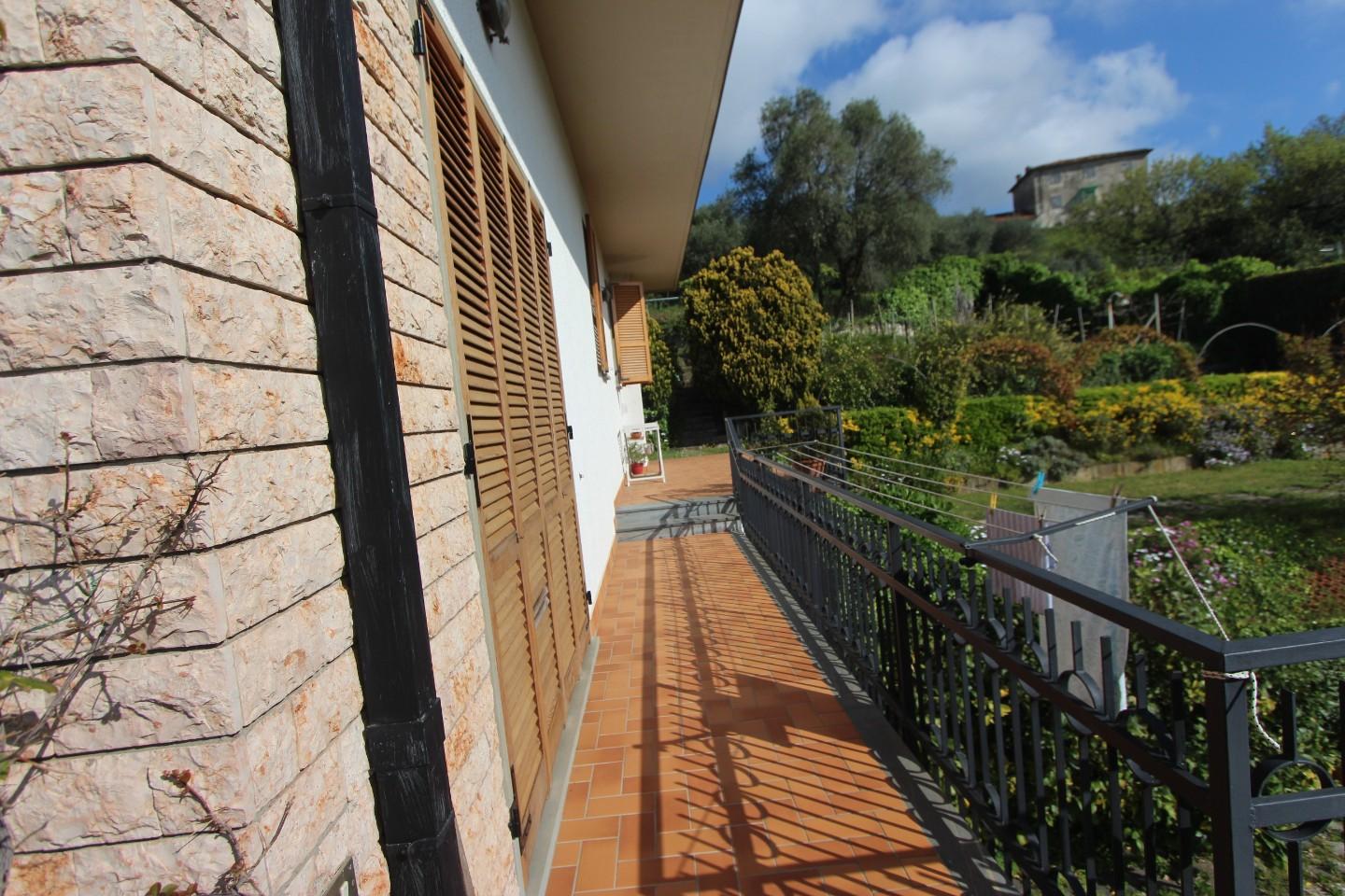 Casa indipendente con giardino, La Spezia migliarina