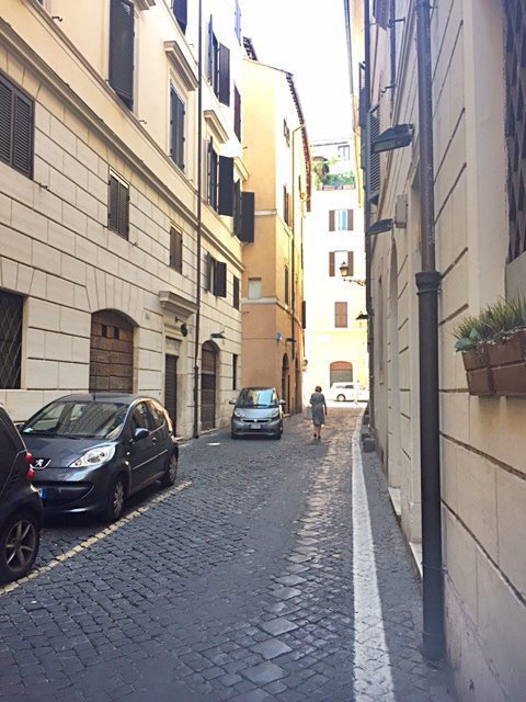 Bilocale arredato in affitto a Roma