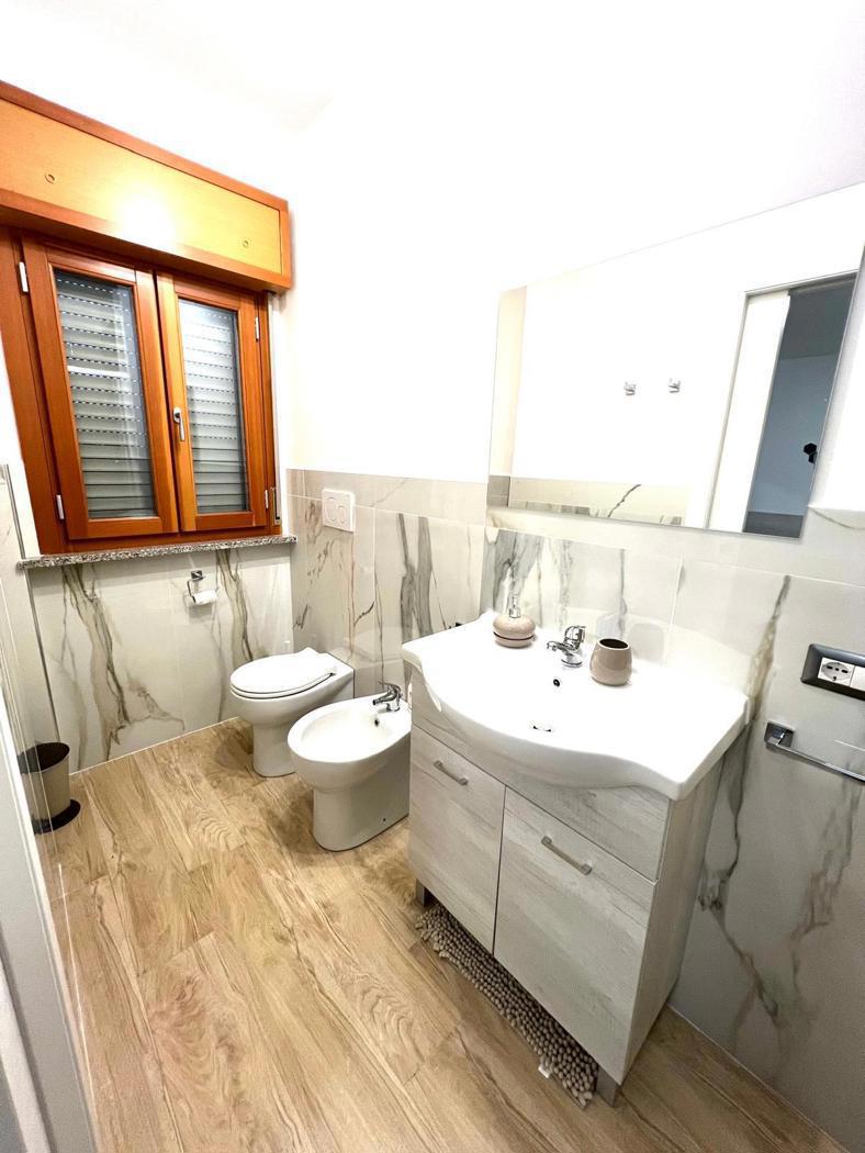 Monolocale arredato in affitto a Civitavecchia