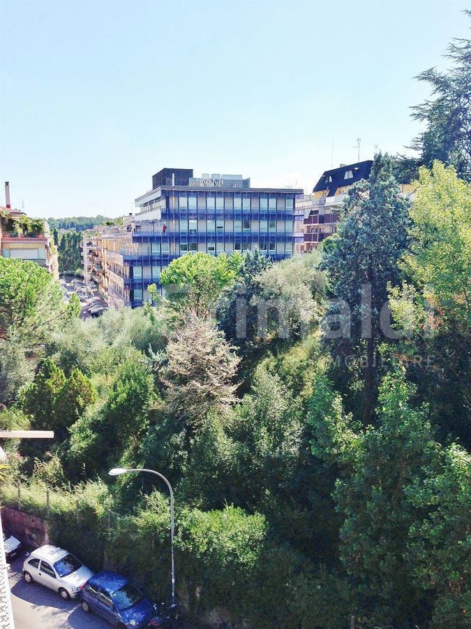 Appartamento arredato in affitto a Roma