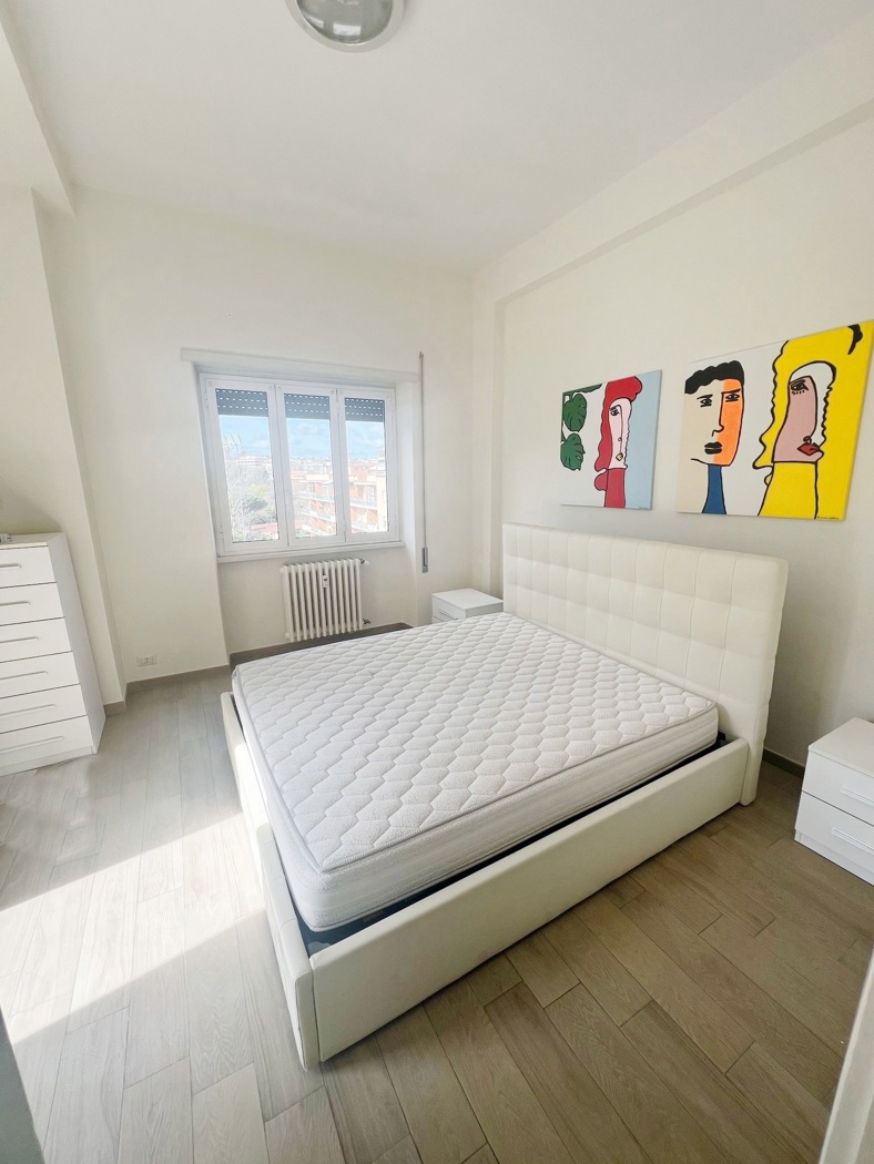 Monolocale arredato in affitto a Roma