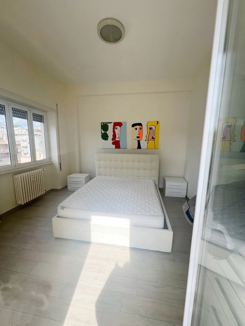 Monolocale arredato in affitto a Roma