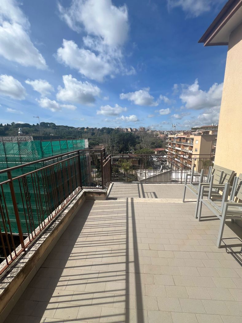 Monolocale arredato in affitto a Roma