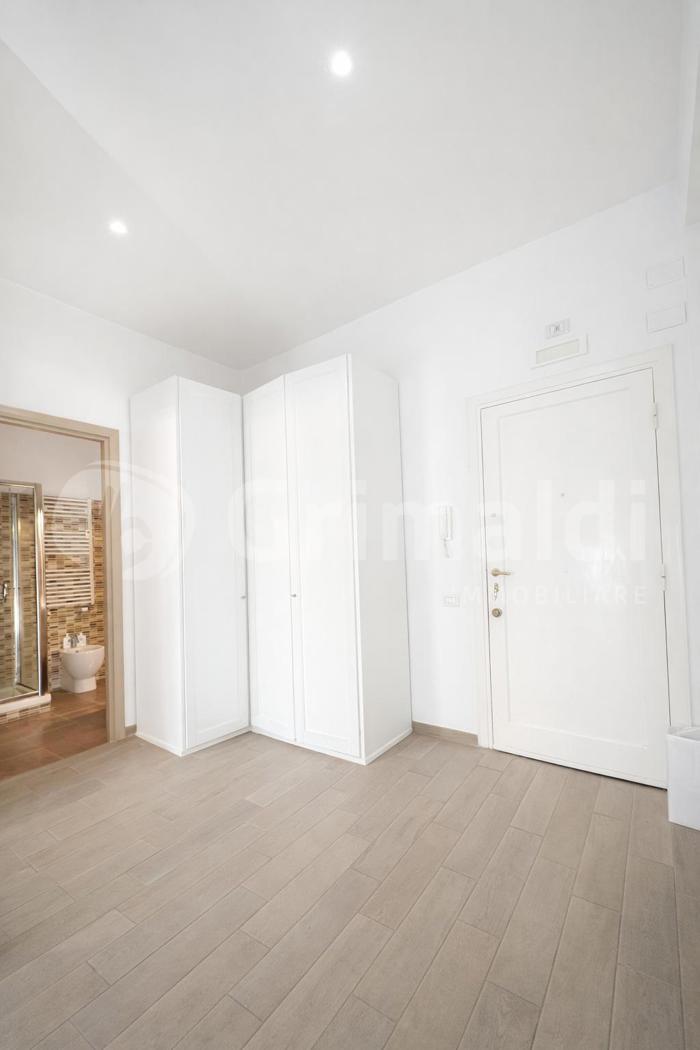 Bilocale arredato in affitto a Roma