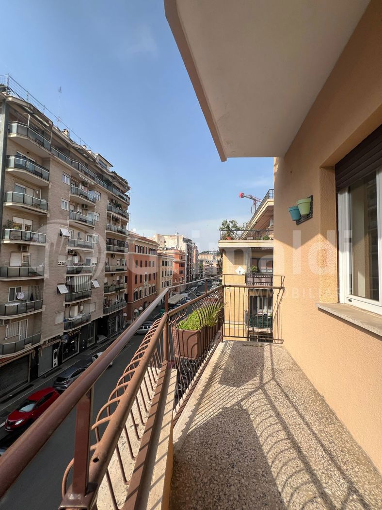 Bilocale arredato in affitto a Roma