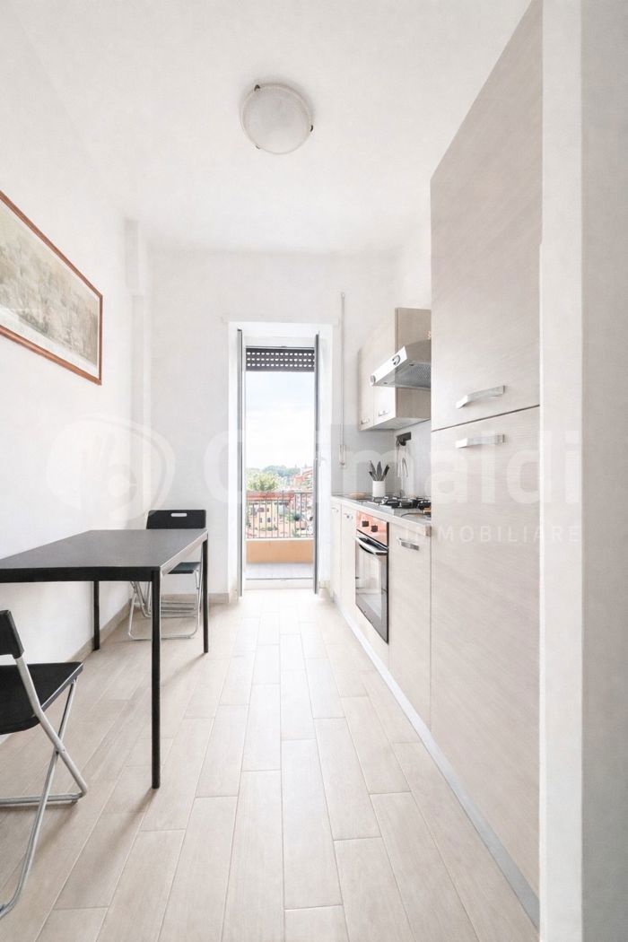 Monolocale arredato in affitto a Roma