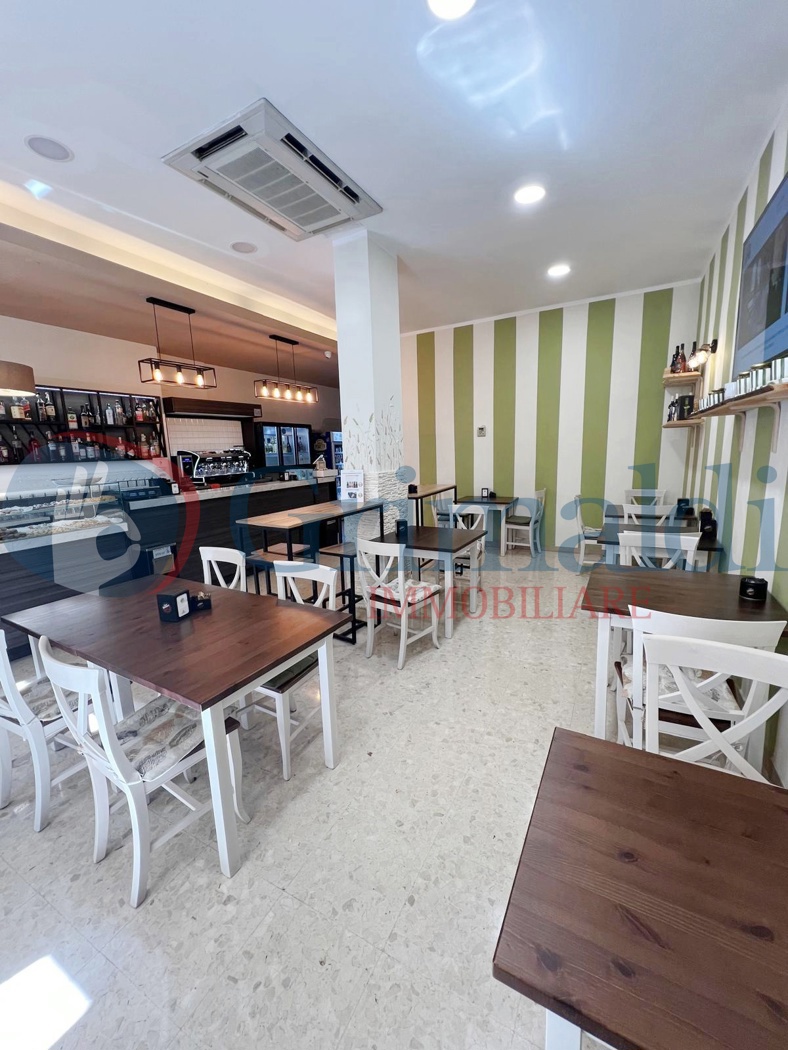 Attivit� commerciale Ristorante e pizzeria in vendita a Roma