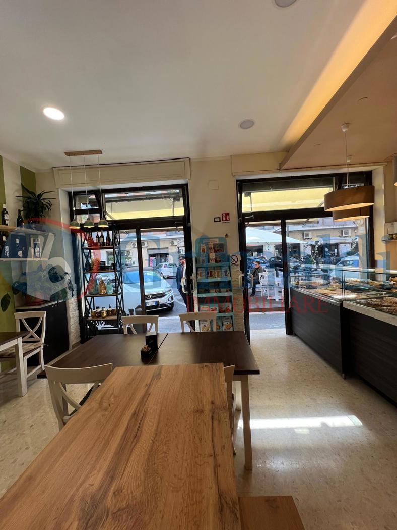 Attivit� commerciale Ristorante e pizzeria in vendita a Roma