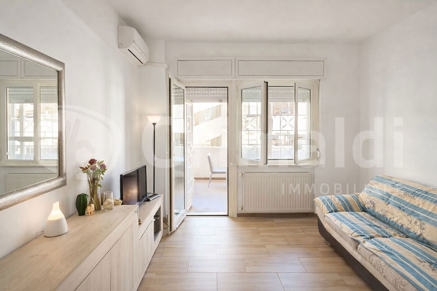 Trilocale arredato in affitto a Santa Marinella