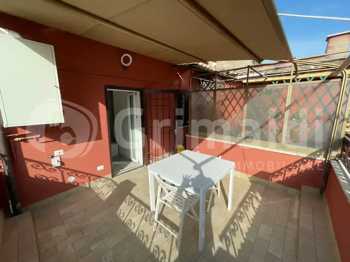 Attico ristrutturato a Roma