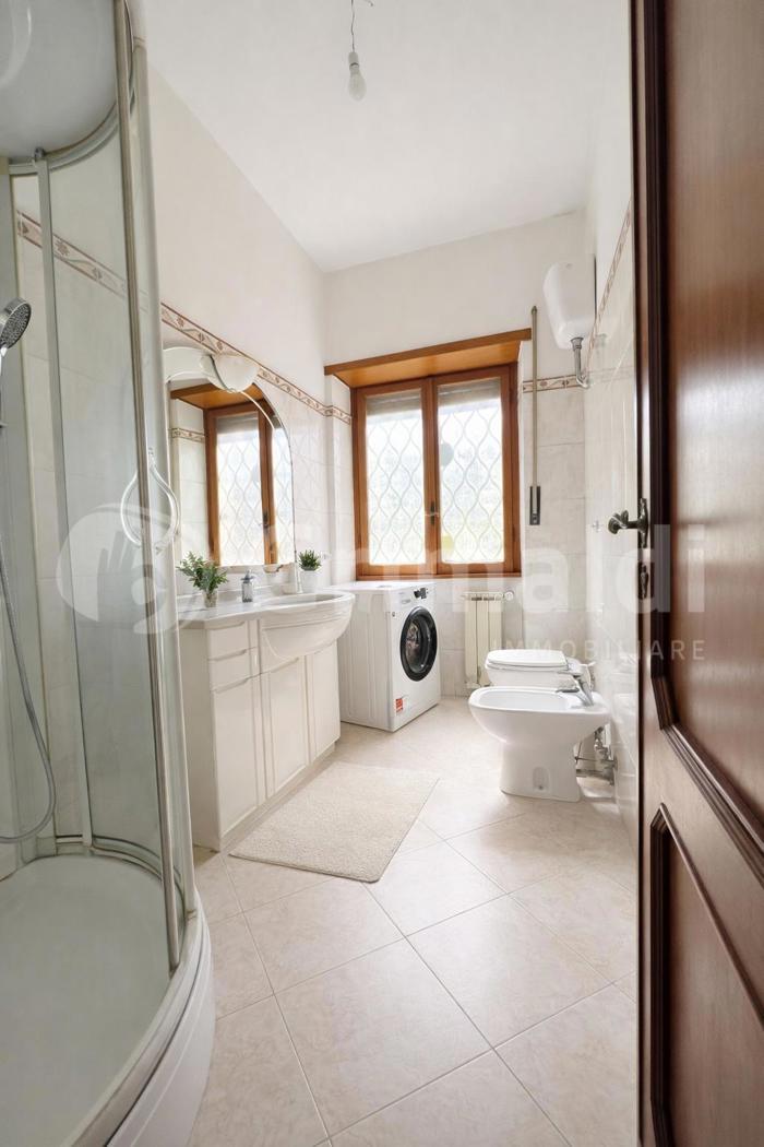 Trilocale arredato in affitto a Roma