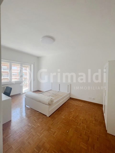 Monolocale arredato in affitto a Roma