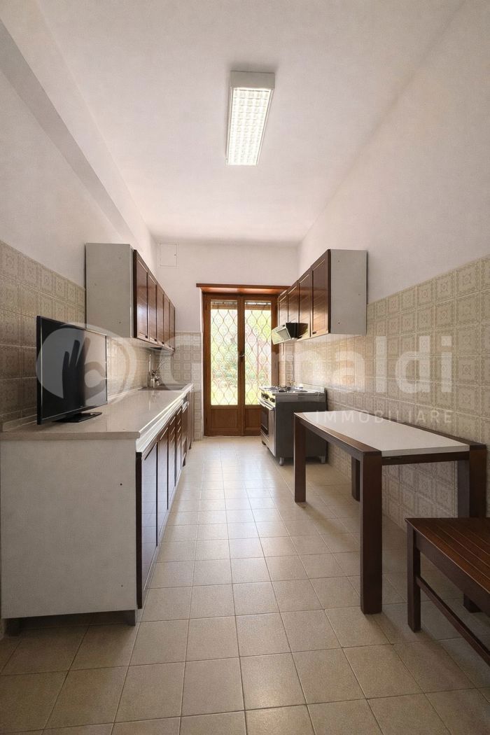 Trilocale arredato in affitto a Roma