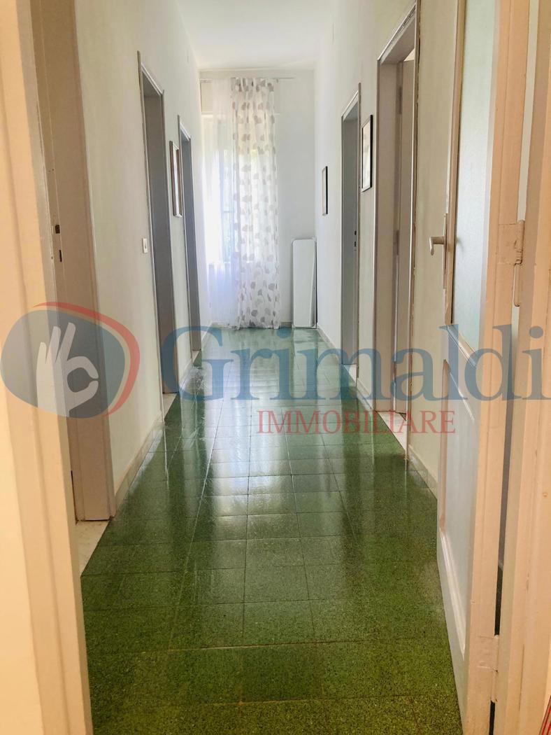 Quadrilocale arredato in affitto a Santa Marinella