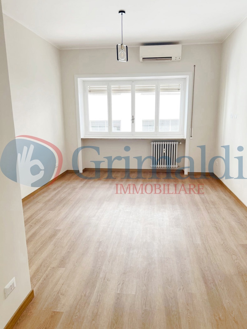 Bilocale ristrutturato a Roma