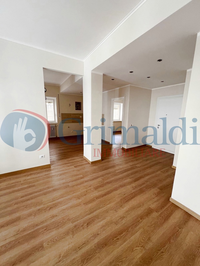 Bilocale ristrutturato a Roma