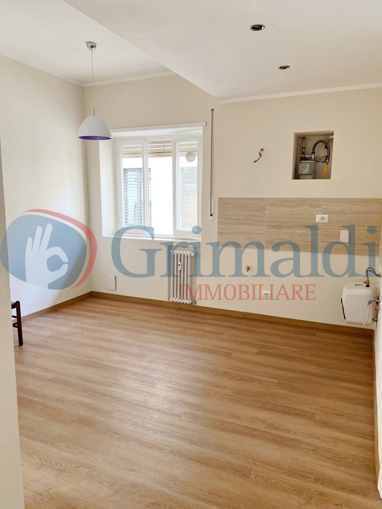 Bilocale ristrutturato a Roma