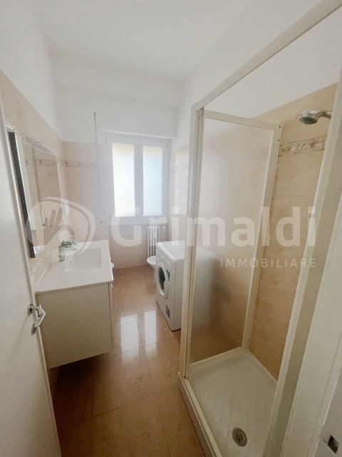 Monolocale arredato in affitto a Roma