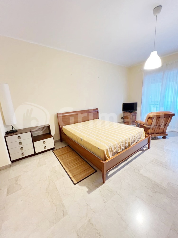Monolocale arredato in affitto a Roma