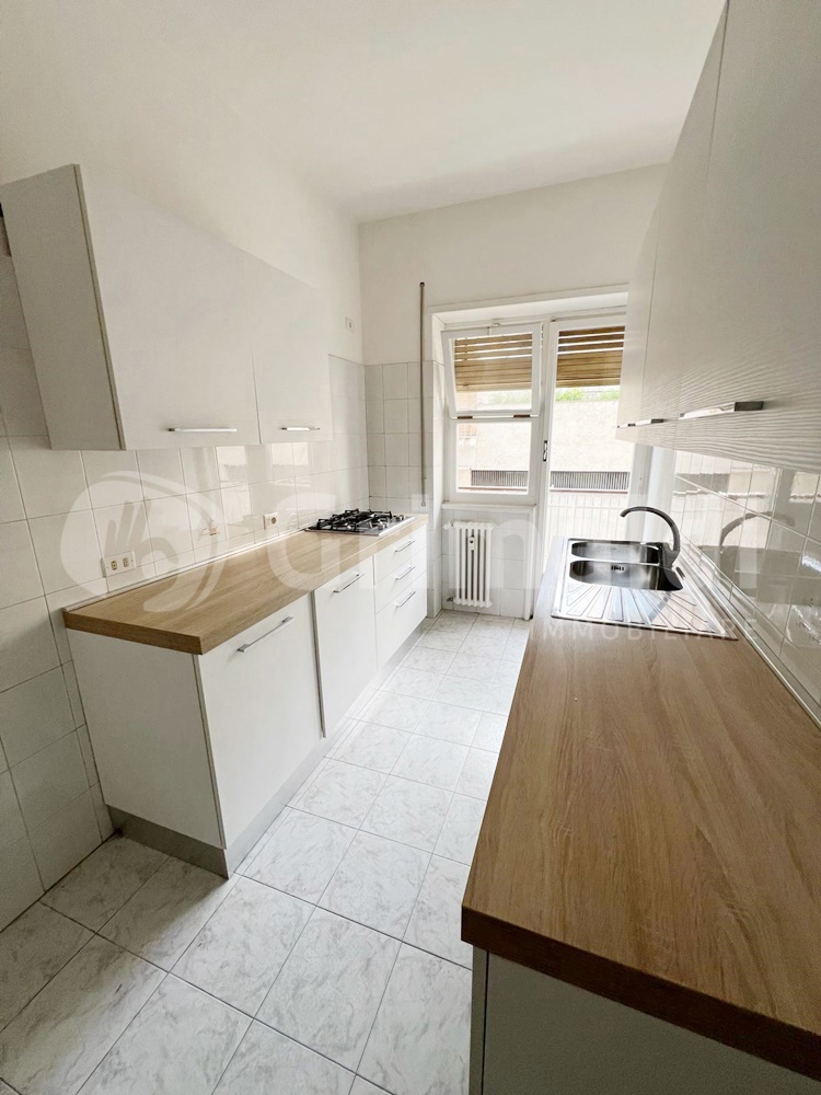 Monolocale arredato in affitto a Roma