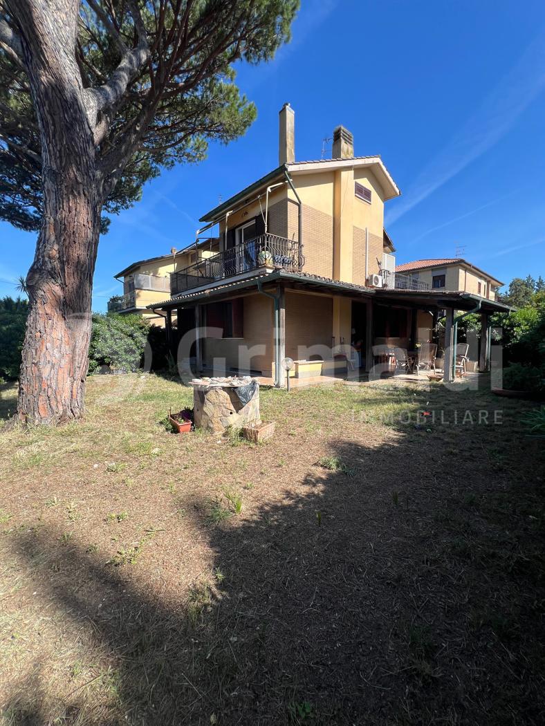 Trilocale in affitto a Santa Marinella
