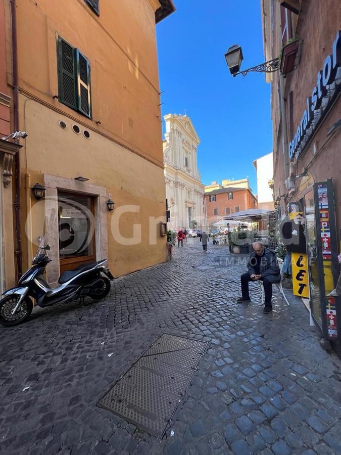 Bilocale arredato in affitto a Roma