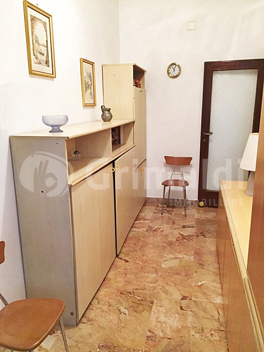 Bilocale arredato in affitto a Roma