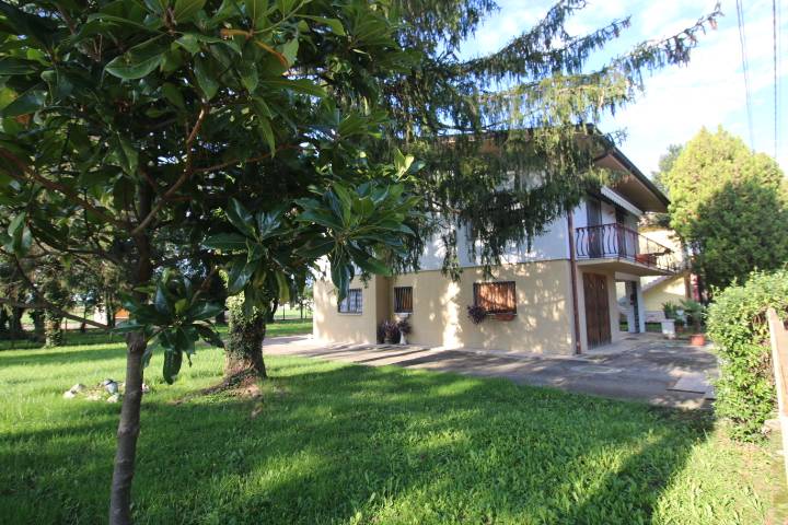 Casa indipendente con terrazzo, Gorizia madonnina del fante