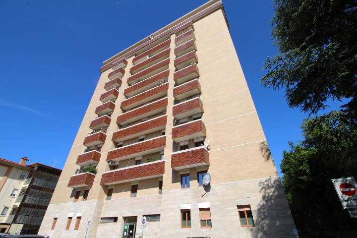 Appartamento in vendita a Gorizia, S. Anna