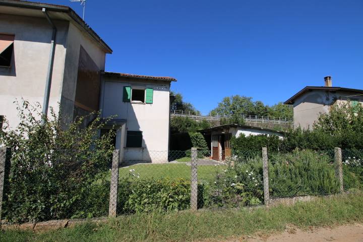 Bifamiliare in vendita a Gradisca d'Isonzo