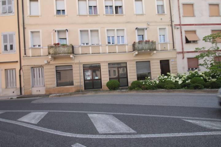 Deposito in vendita a Gorizia, Montesanto