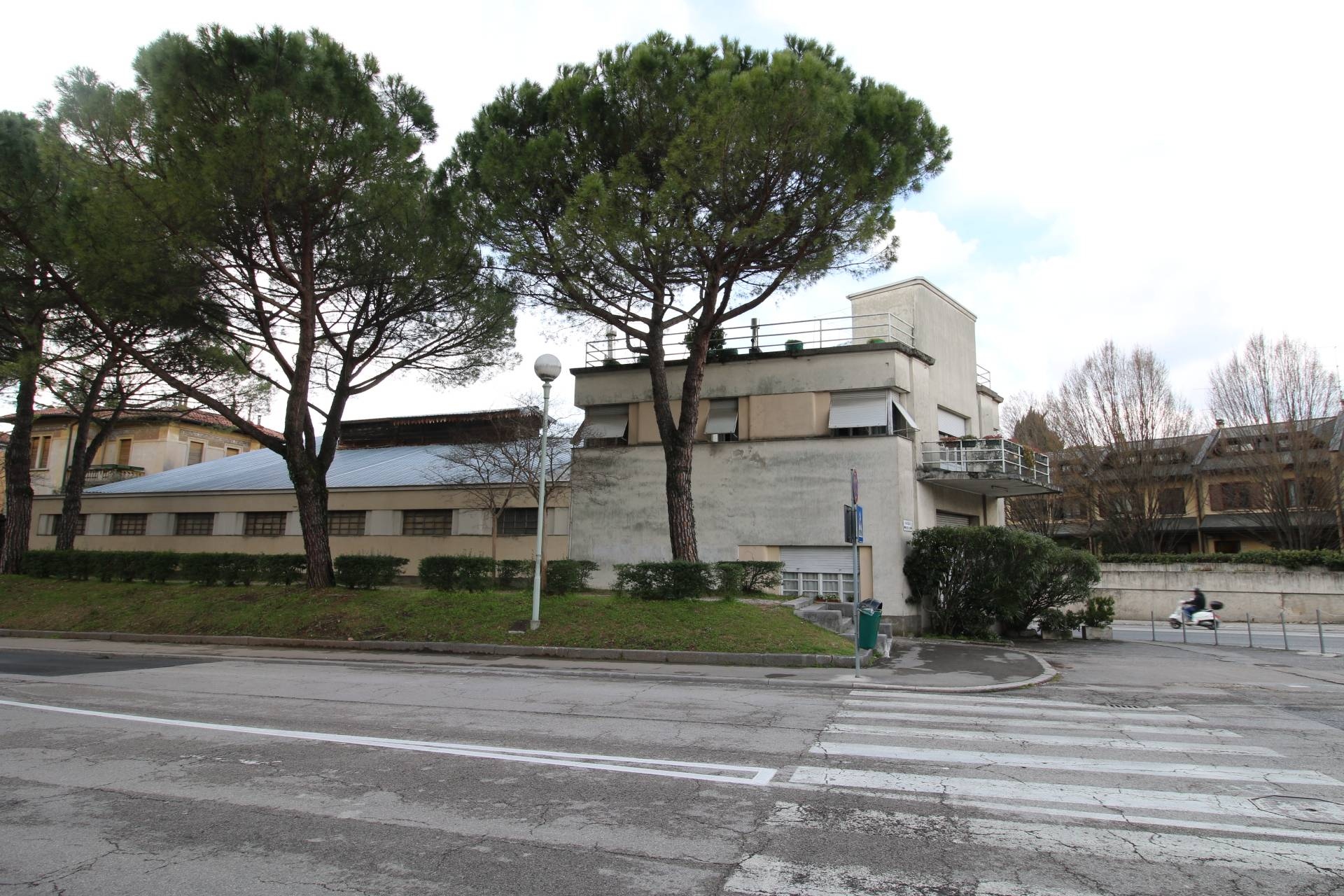 Capannone in vendita a Gorizia, centro