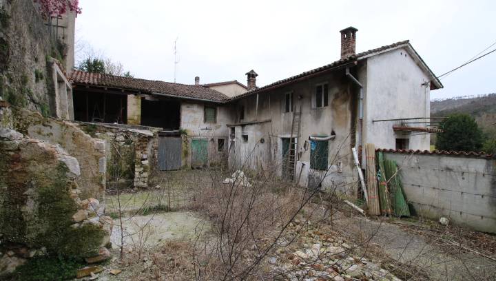 Rustico in vendita a Savogna d'Isonzo, Rupa