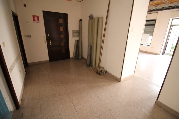 Deposito in vendita a Gorizia, Montesanto