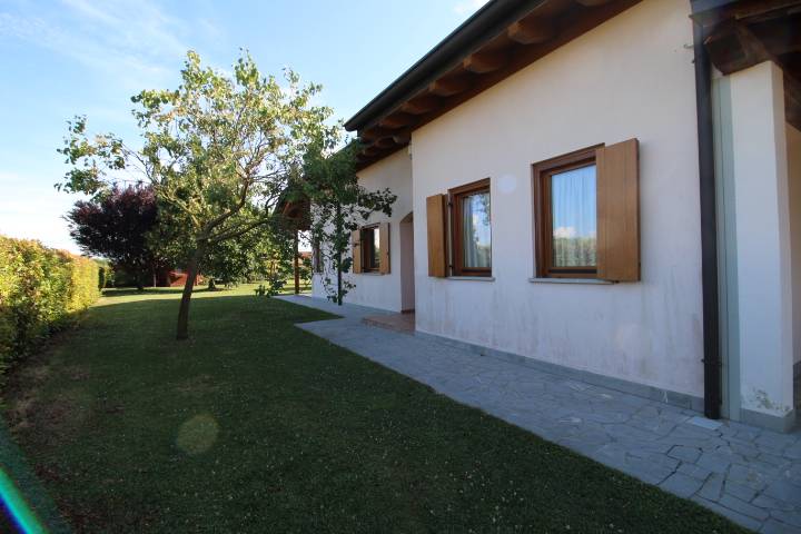 Villa in vendita a Villesse