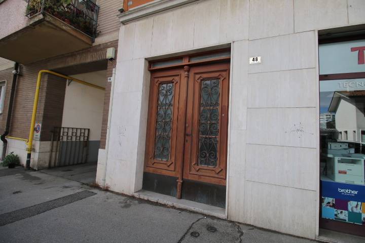 Appartamento in vendita a Gorizia, centro