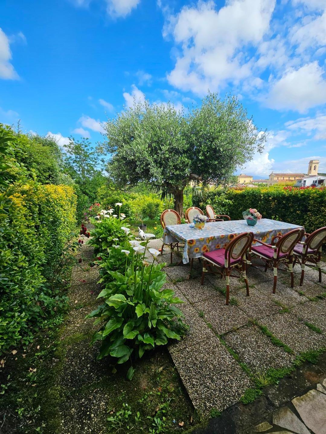 Appartamento con giardino a Fauglia