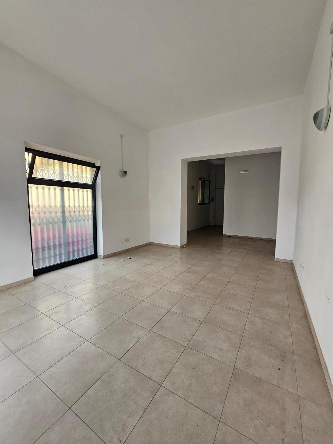 Ufficio ristrutturato a Collesalvetti