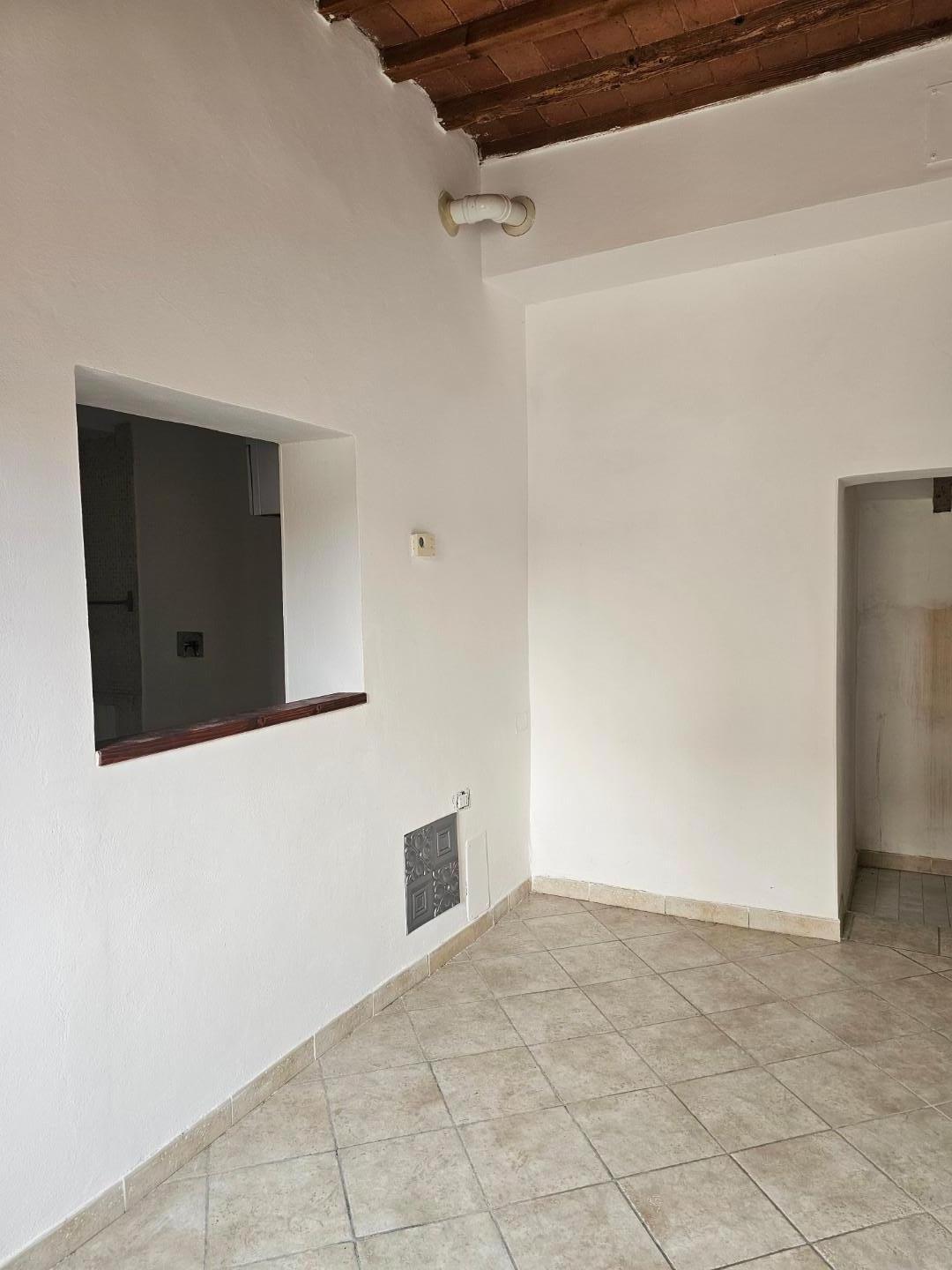 Bilocale ristrutturato, Fauglia acciaiolo