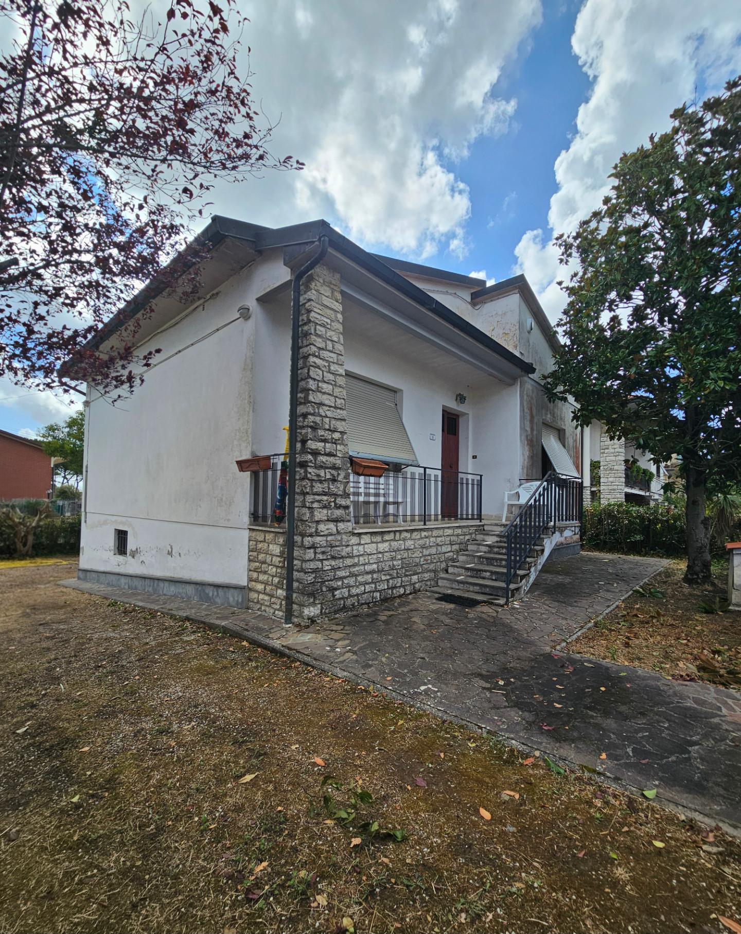 Casa indipendente arredata in affitto, Collesalvetti vicarello