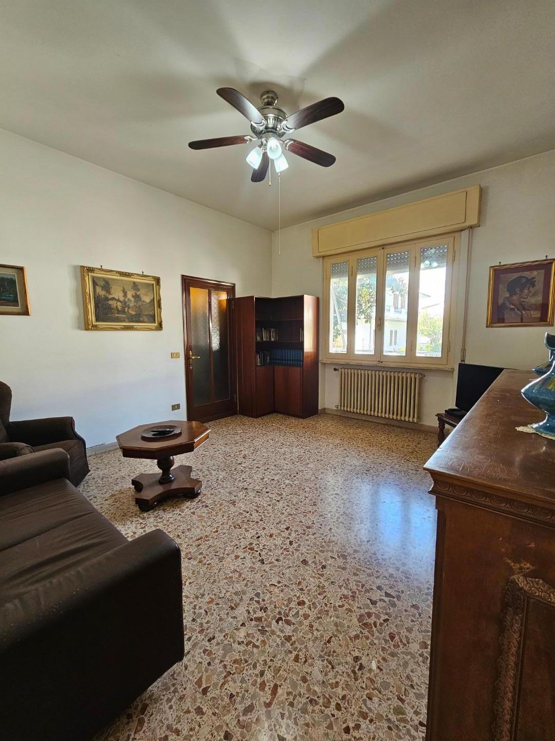 Casa indipendente arredata in affitto, Collesalvetti vicarello