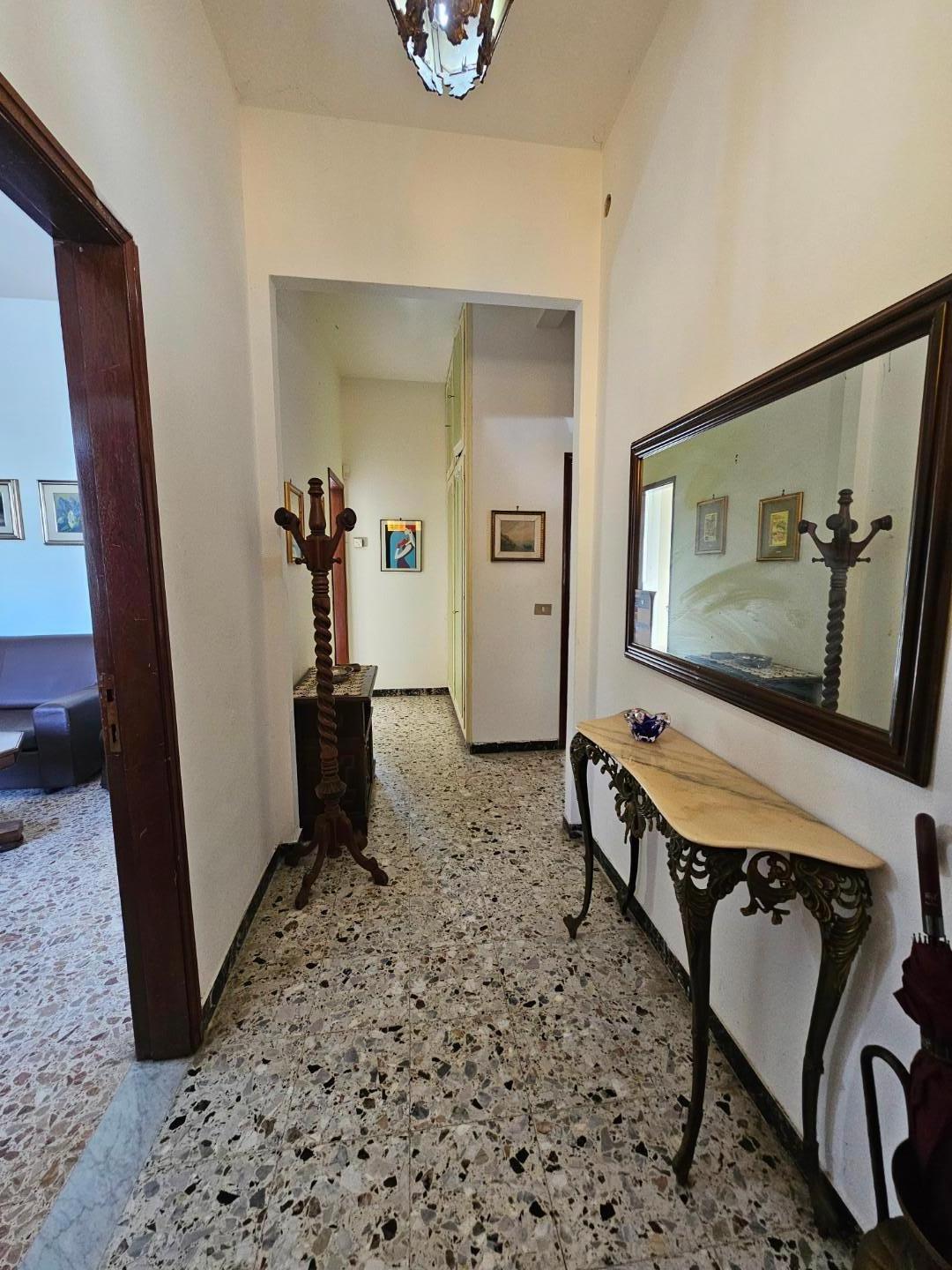 Casa indipendente arredata in affitto, Collesalvetti vicarello