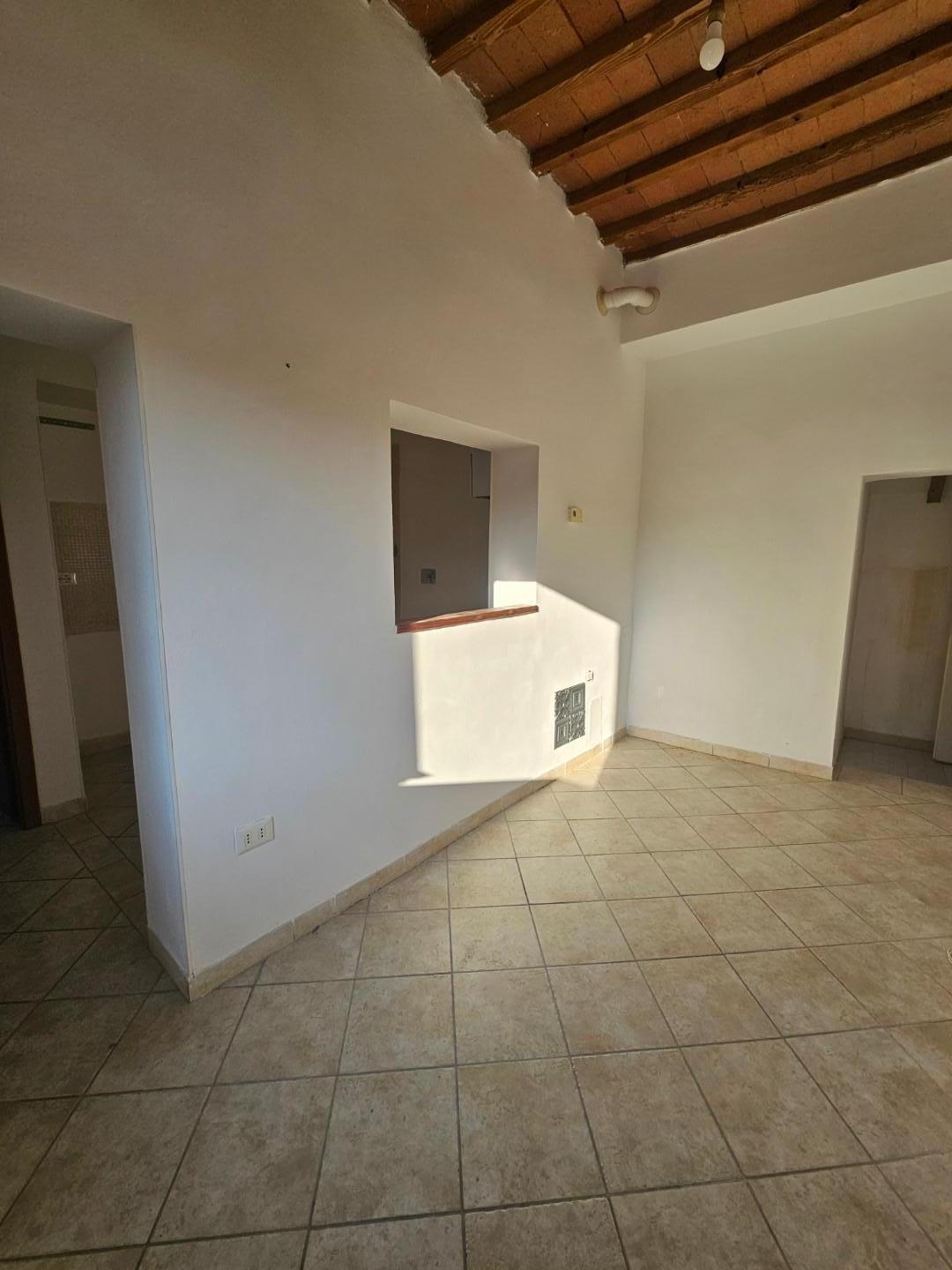 Bilocale ristrutturato, Fauglia acciaiolo