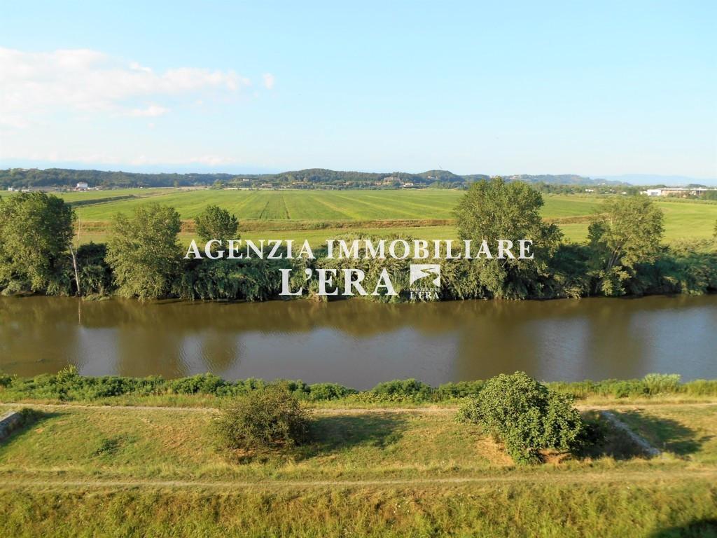 Attico ristrutturato, Pontedera centro