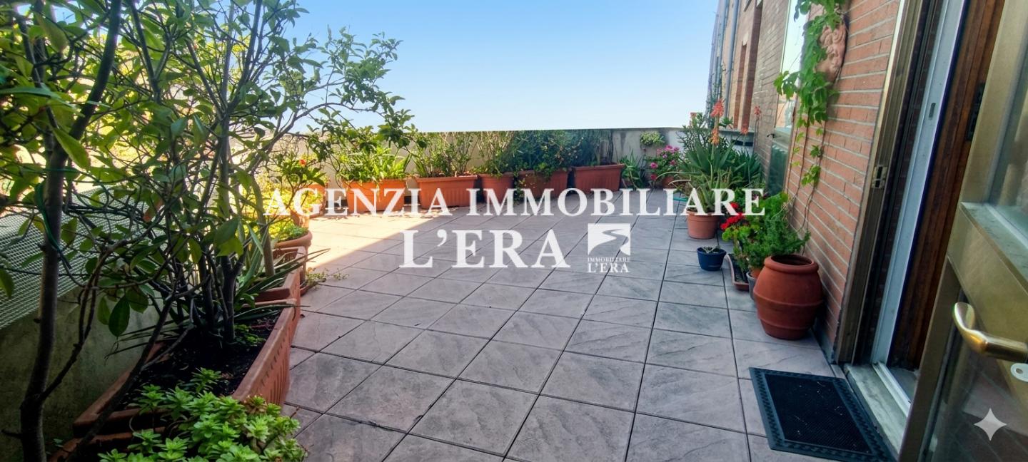 Appartamento con terrazzo, Pontedera stazione